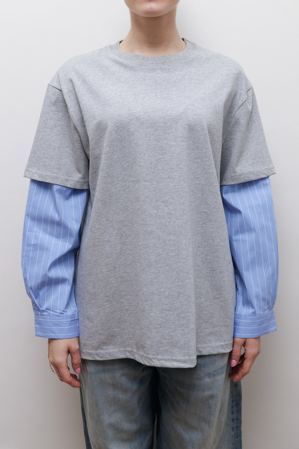 LAYERED T-SHIRT WITH POPLIN SLEEVES