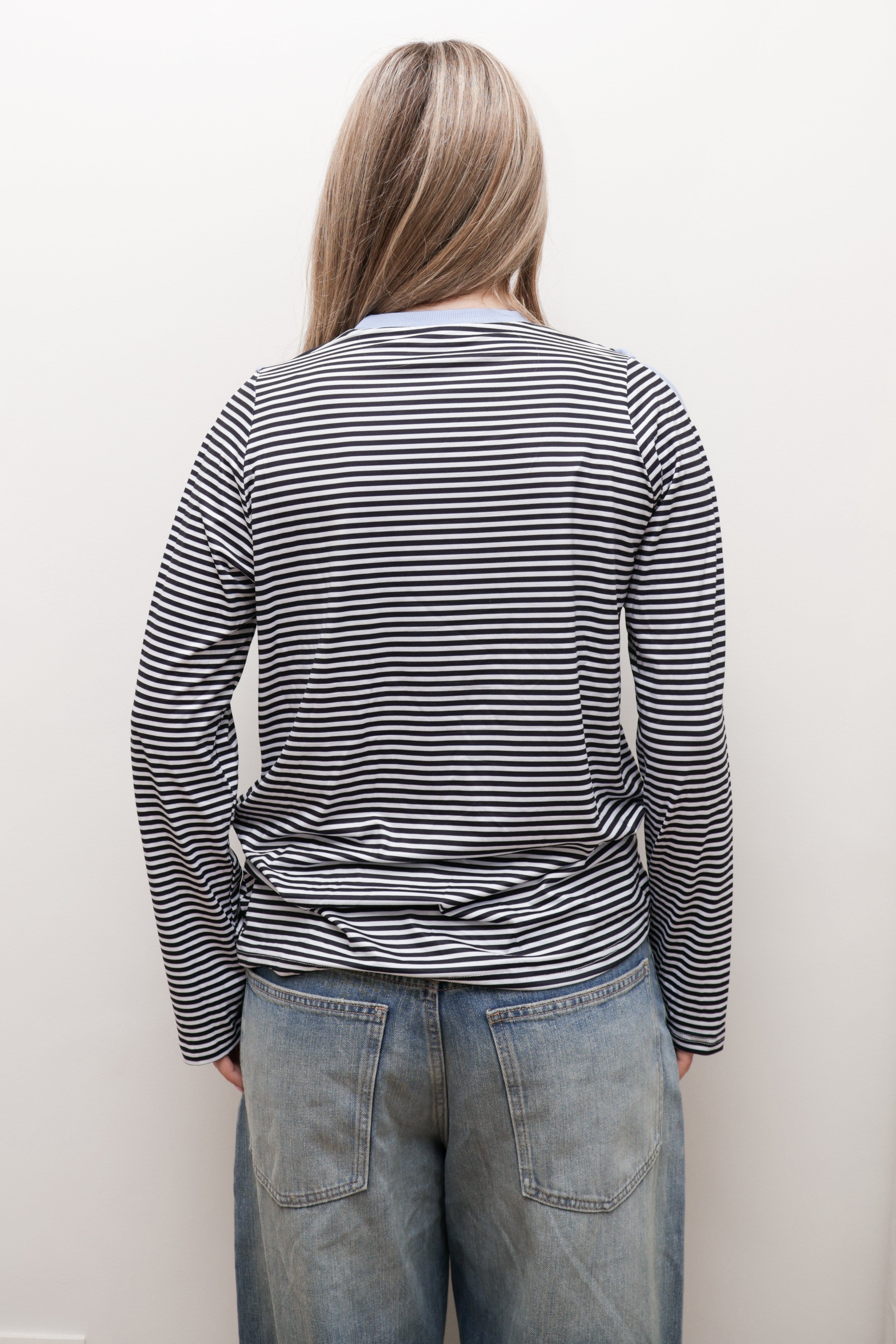 STRIPED CUT-OUT SHOULDER LONG SLEEVE TOP