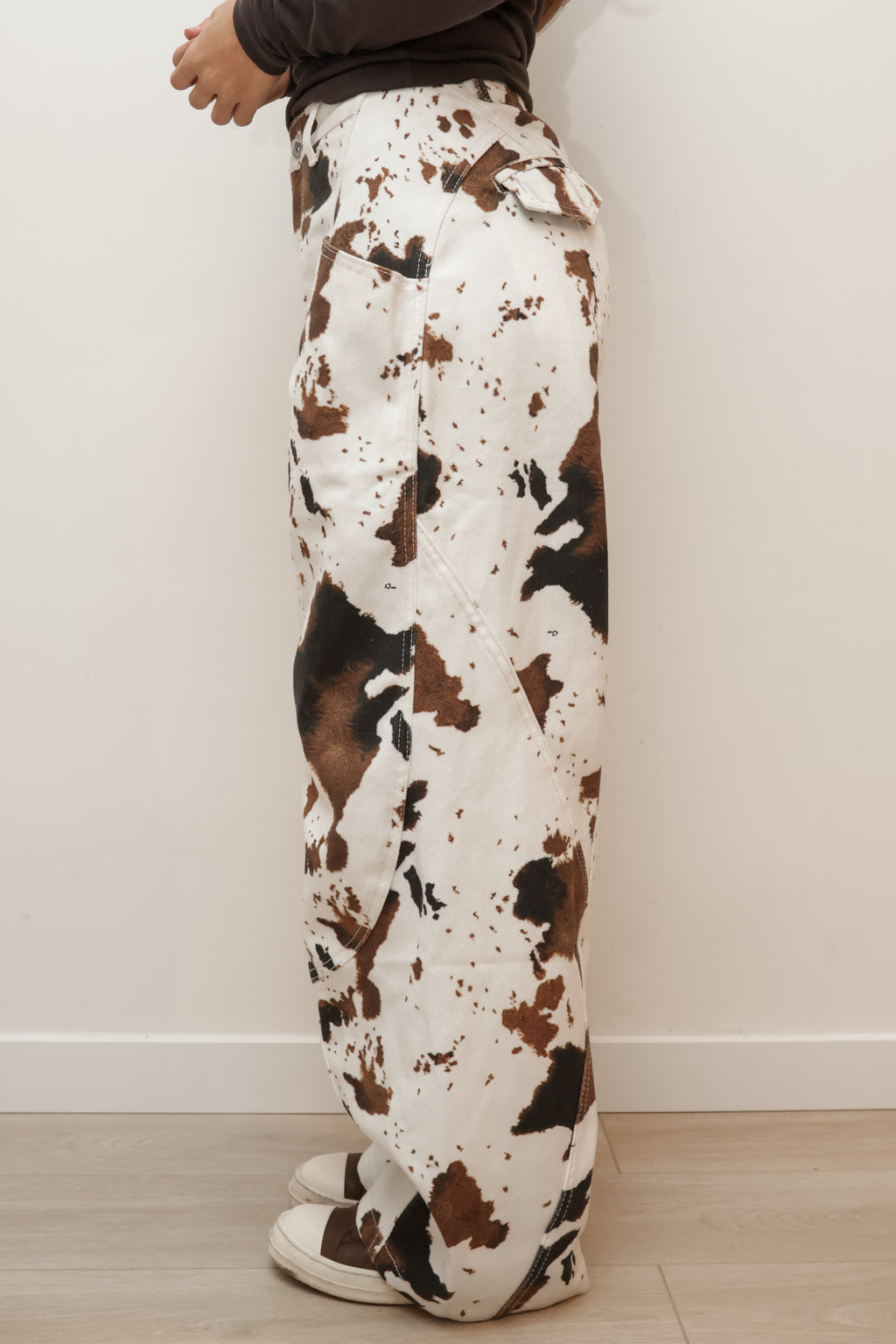 COW PRINT WIDE LEG PANTS