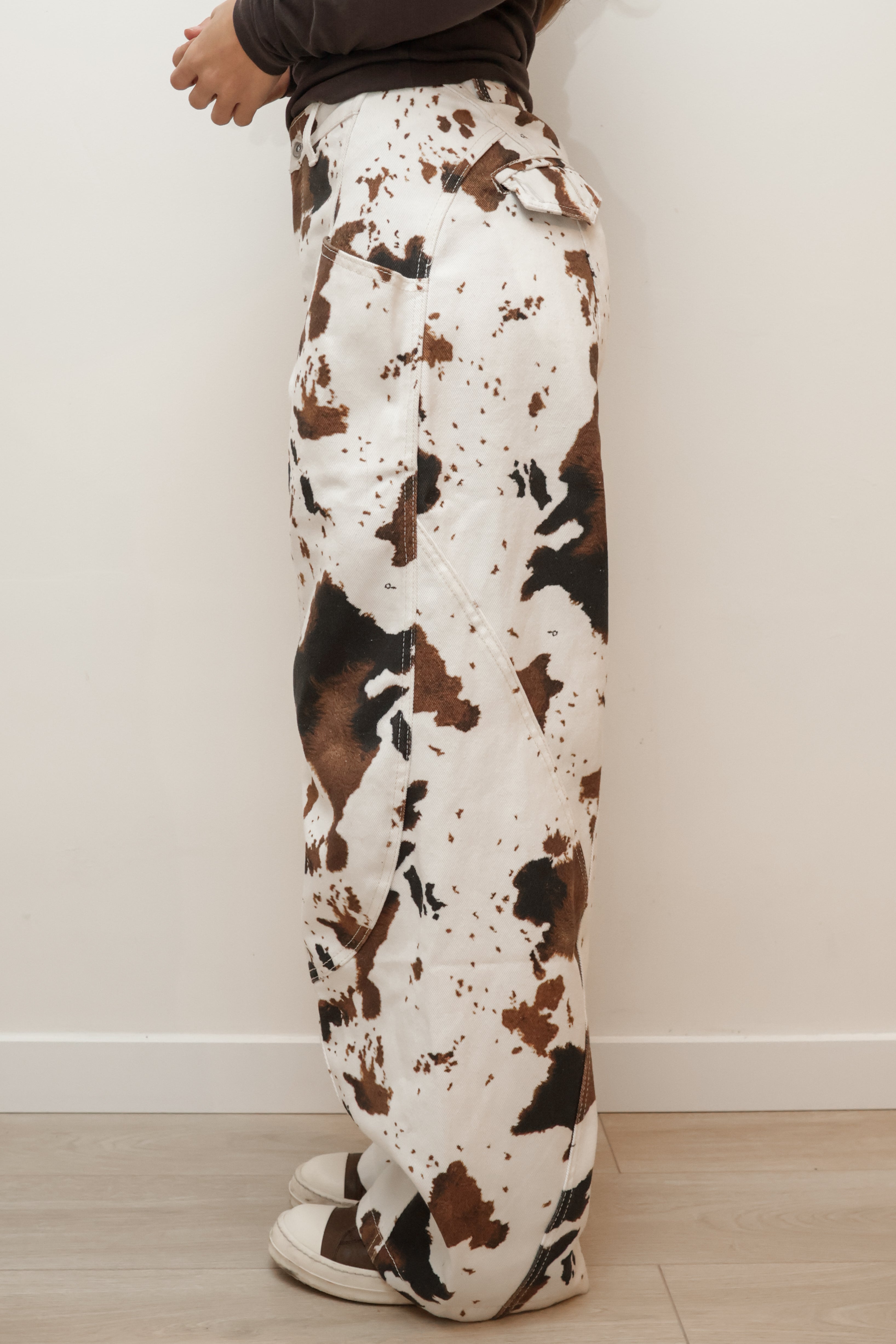 COW PRINT WIDE LEG PANTS