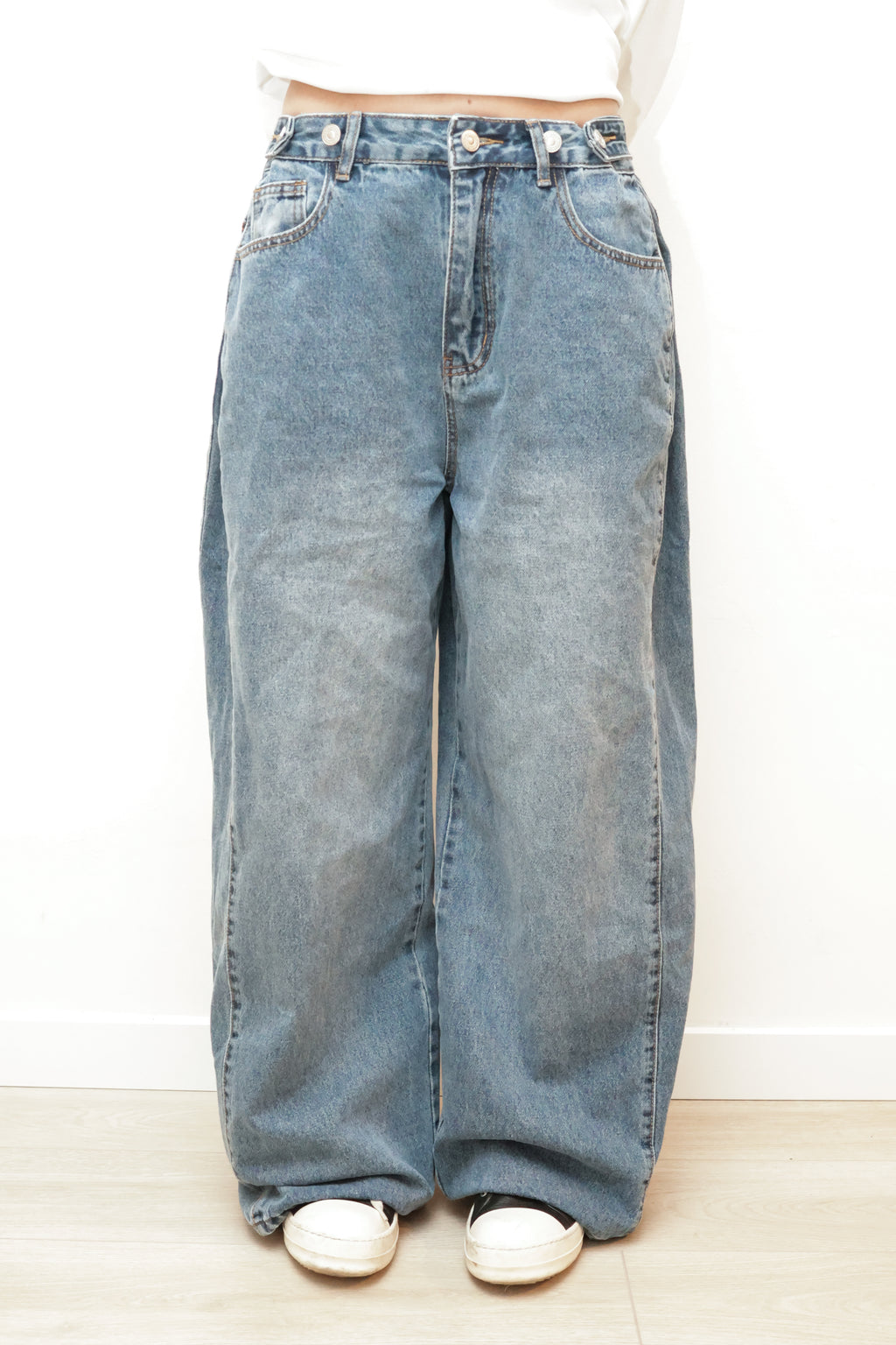 DOUBLE WAIST PLEATED WIDE LEG DENIM PANTS